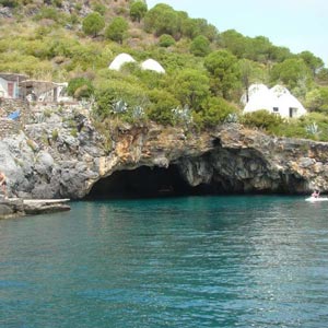 Gita_in_barca_isola_di_dino_praia_a_mare